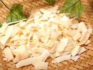 Dried Coconut Pieces