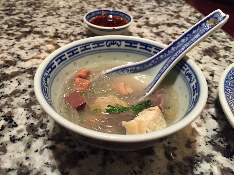 File:Duck Blood and Vermicelli Soup.jpg