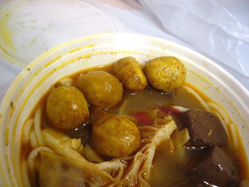 File:Curry Fish Balls.jpg